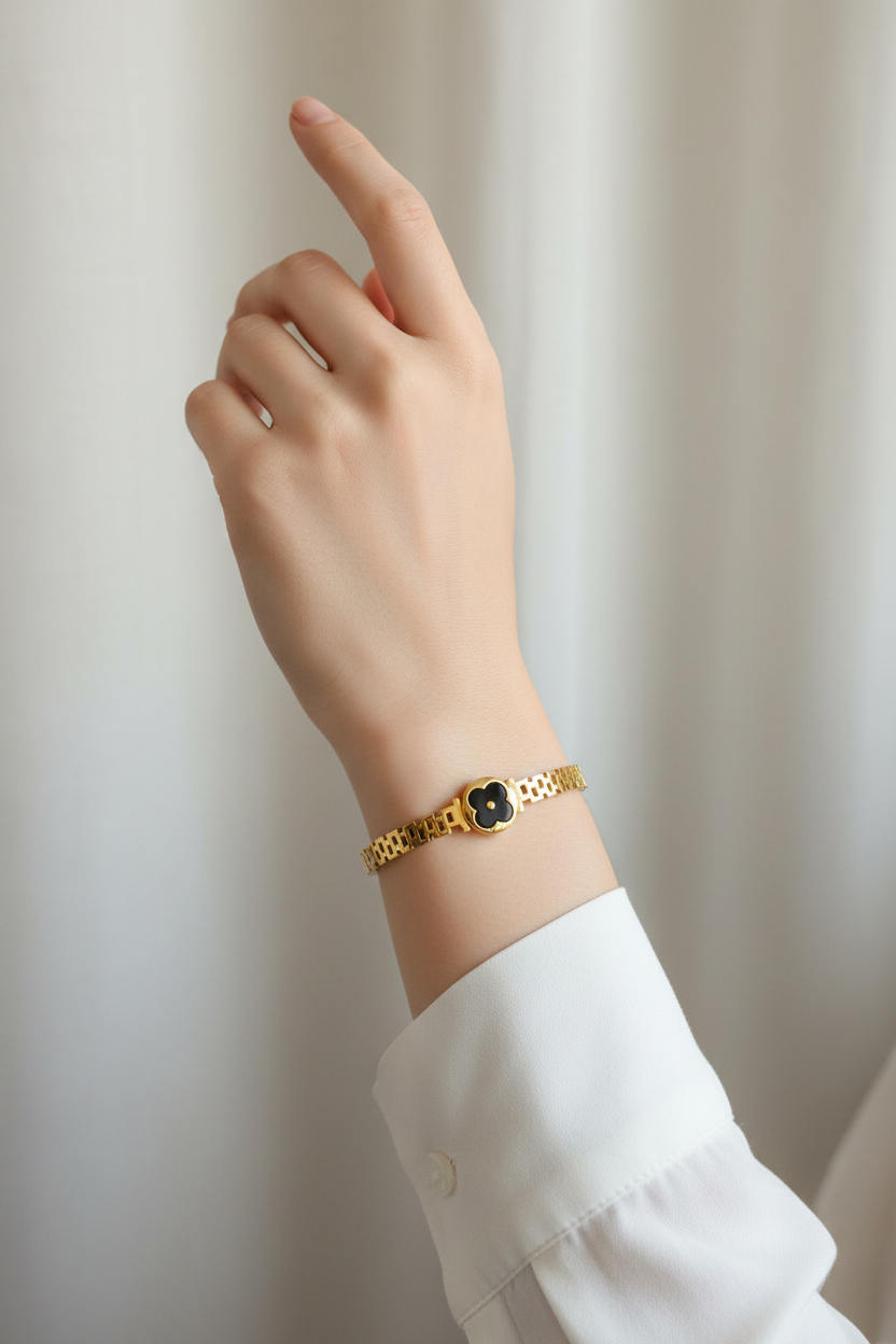 Gold Clover Link Bangle Bracelet