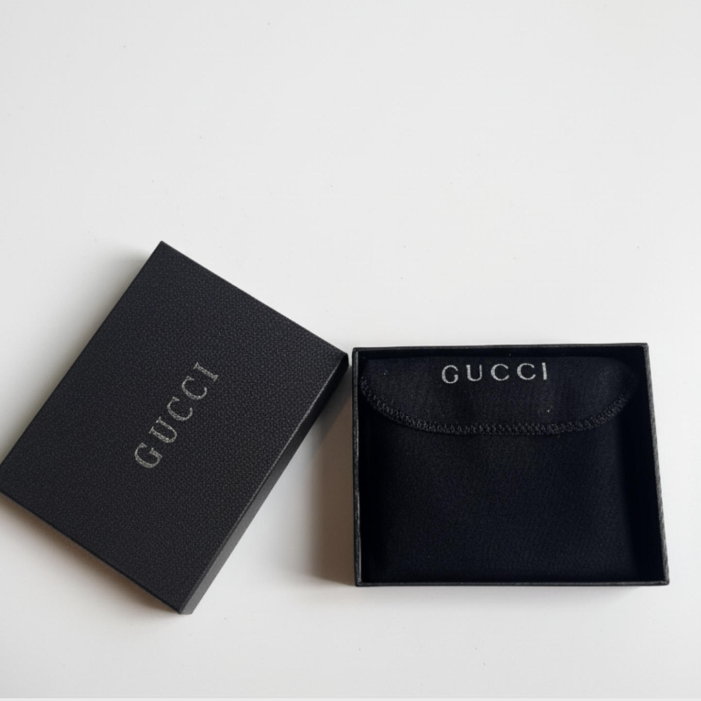 Gucci GG Supreme Bifold Wallet