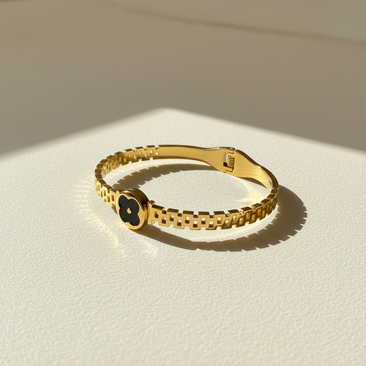 Gold Clover Link Bangle Bracelet